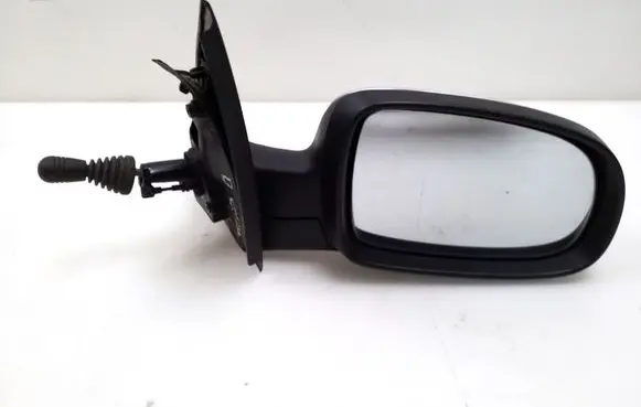 Opel Corsa C Front door electric wing mirror 