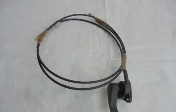 Renault Megane IV Engine bonnet/hood lock release cable 