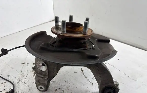 Ford Mustang VI Rear wheel hub FR3C5A971BB