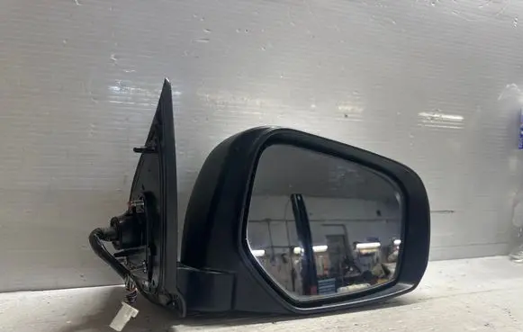 Front door electric wing mirror