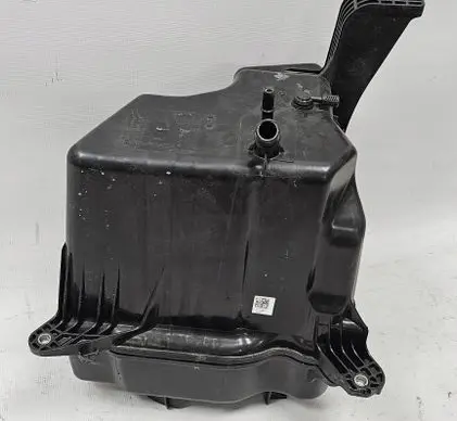 Mercedes-Benz Sprinter W907 W910 AdBlue liquid reservoir A9104702401 A0994713600 A9104700000