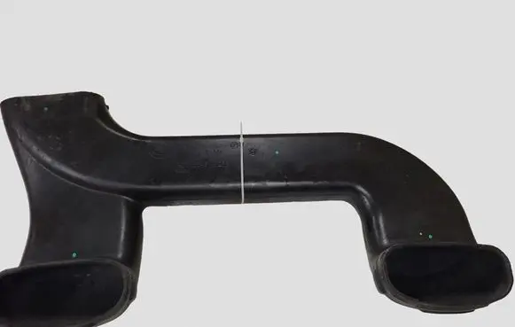 BMW X5 E70 Air intake duct part 13718518060
