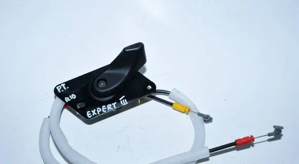 Peugeot Expert Engine bonnet/hood lock release cable