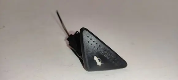 Ford Focus Tailgate opening switch 95AG198514AE 00429 9654121