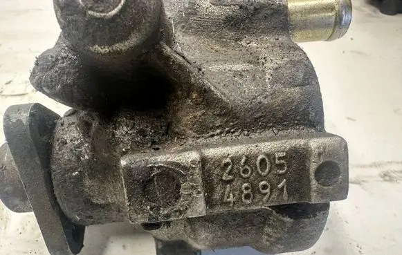 Renault Trafic II (X83) Power steering pump 26054891