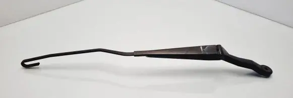 Peugeot 206 Front wiper blade arm