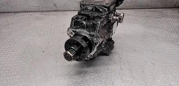 Opel Zafira A Fuel injection high pressure pump 0470504011