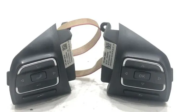Seat Alhambra (Mk2) Steering wheel buttons/switches 