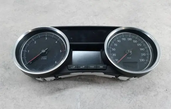 Peugeot 508 Speedometer (instrument cluster)