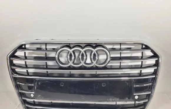 Front bumper upper radiator grill