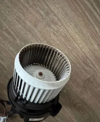 Renault Captur II Heater fan/blower MR116625