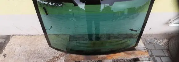 Volkswagen PASSAT B8 Rear side window 2014R