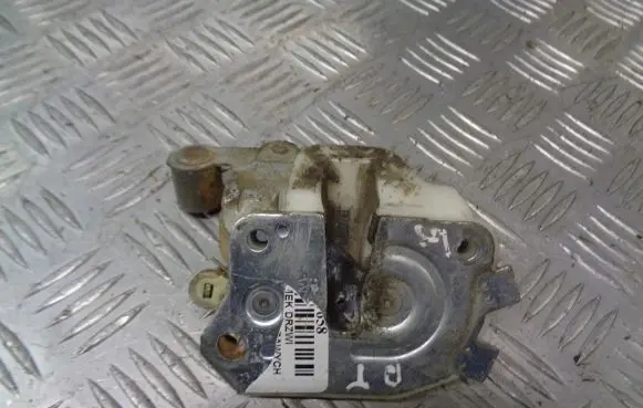 Mitsubishi Space Star Rear door lock