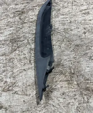 Porsche Macan (95B) Front bumper splitter molding 95B807685B