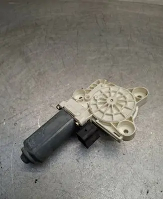Mercedes-Benz E W211 Rear door window regulator motor A2118202342 99189310