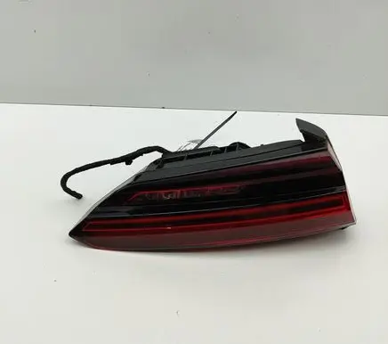 Audi A5 Tailgate rear/tail lights 8W6945093J