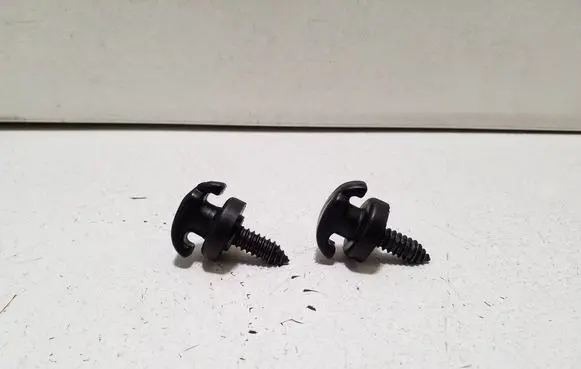 Chevrolet Captiva Tie down hook / loop 