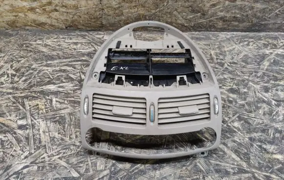 Mercedes-Benz E W211 Dash center air vent grill 2118300054