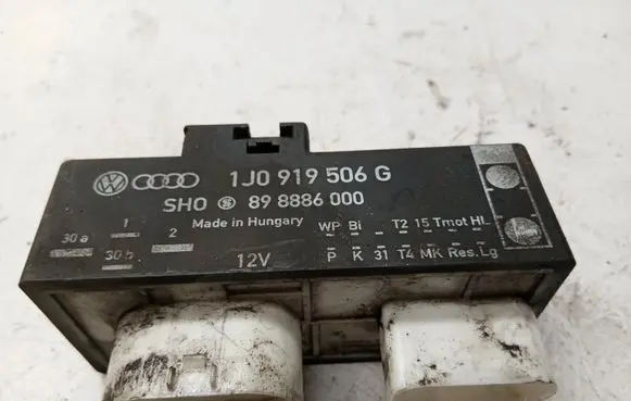 Volkswagen Bora Other devices 1j0919506g