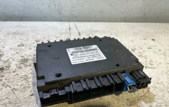 Volkswagen Touareg I Comfort/convenience module 7L6937049M 05066525 H50S3001