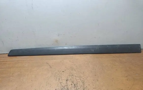 Chevrolet Matiz Front door trim (molding) 96657019