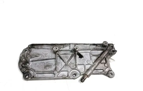 Mercedes-Benz E W213 other engine part A6540103903