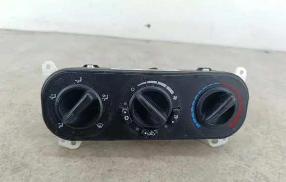 Dodge Caliber Climate control/heater control trim P55111874AA