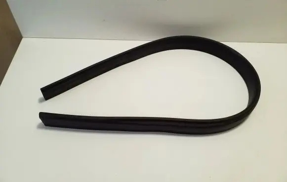 Mercedes-Benz EQB Engine compartment rubber 