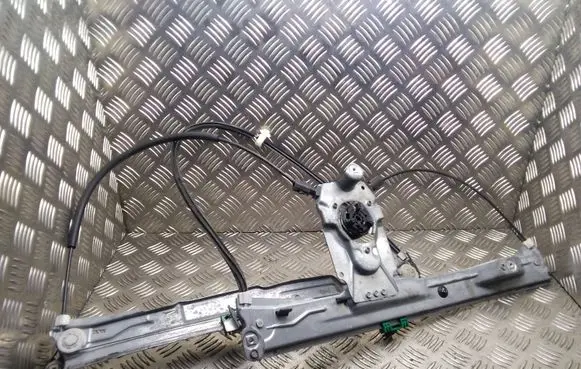 Renault Clio III Front door electric window regulator 