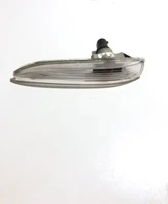 BMW 7 E65 E66 Front fender indicator light 63137164756 A240403