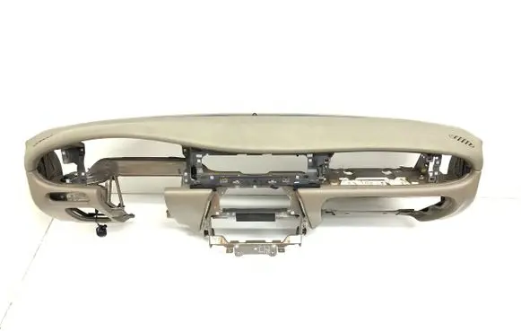 Jaguar XJ X308 Dashboard GNC6553 A3094