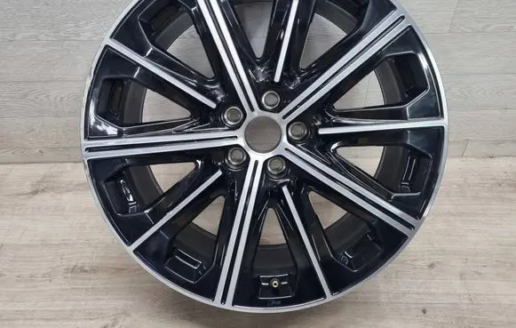 Audi Q4 e-tron R20 alloy rim 89A601025K