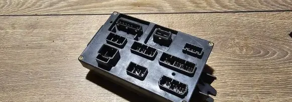 Alfa Romeo 166 Fuse module A233