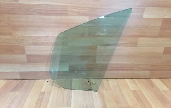 Renault Trafic II (X83) Front door vent window glass four-door 8200005501 DOT24AS2M25 43R00049
