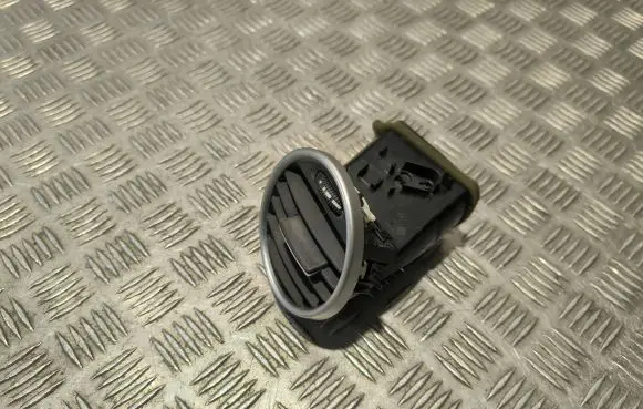 Dashboard side air vent grill/cover trim
