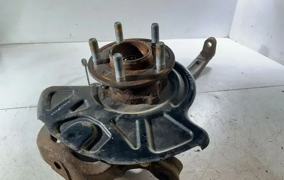 Dodge Challenger Front wheel hub 04895713AG 68199988AD