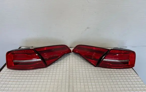 Audi A8 S8 D4 4H Rear/tail lights 4H0945095J 155192 4H0945093
