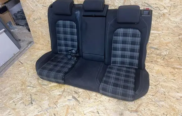 Volkswagen Golf VII Seat set 