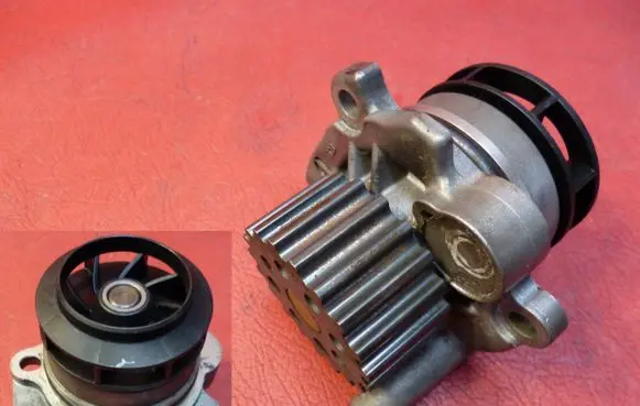 Volkswagen Golf VI Water pump