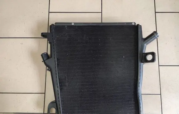 Ferrari 458 Coolant radiator 000262837
