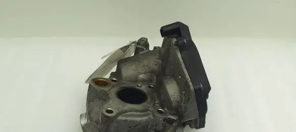 Mercedes-Benz E W212 EGR valve A6511400660 A2C87494500