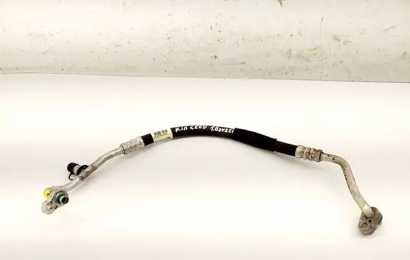 Air conditioning (A/C) pipe/hose