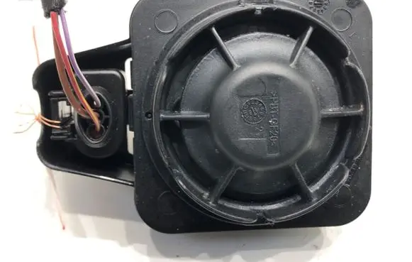 Volkswagen Tiguan Allspace Horn signal 5Q0951605A