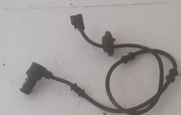 Mercedes-Benz E W210 ABS rear brake sensor A2105400717