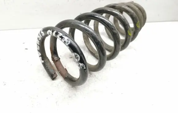 Toyota Avensis T250 Rear coil spring