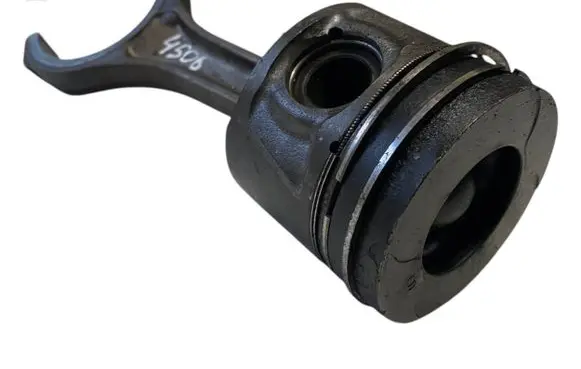Land Rover Range Rover Sport L320 Piston with connecting rod