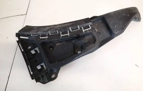 Volvo XC90 Front bumper mounting bracket 08620563