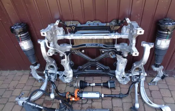Audi Q7 4M Front subframe 4M0399315A 4M0399345L