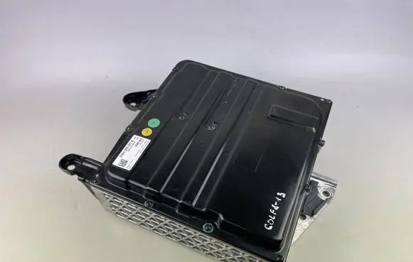Volkswagen Golf VIII Hybrid / electric car battery 5WA915107B 5WA915107A