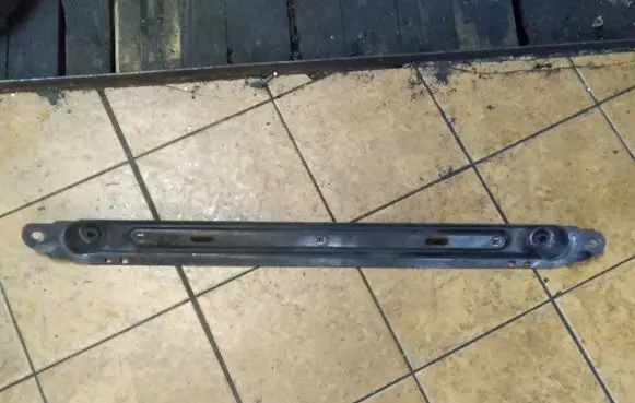 Peugeot 308 Radiator support slam panel bracket 